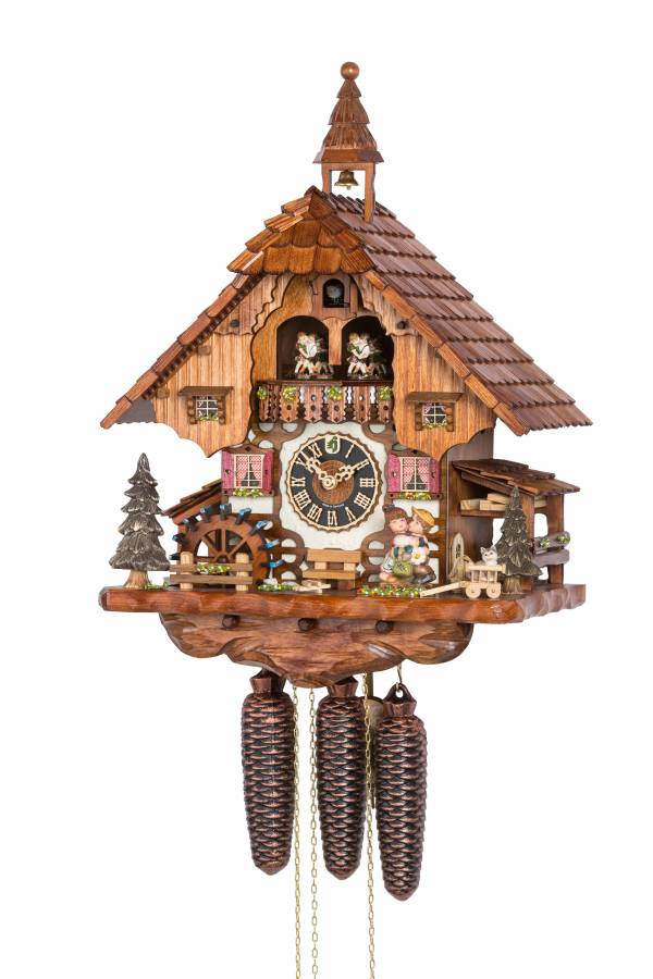 Cuckoo clock with kissing couple