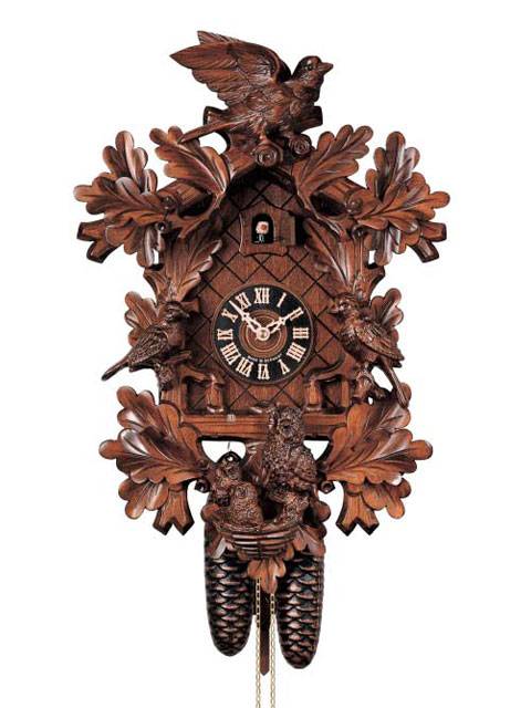 Cuckoo clock depicting nesting birds